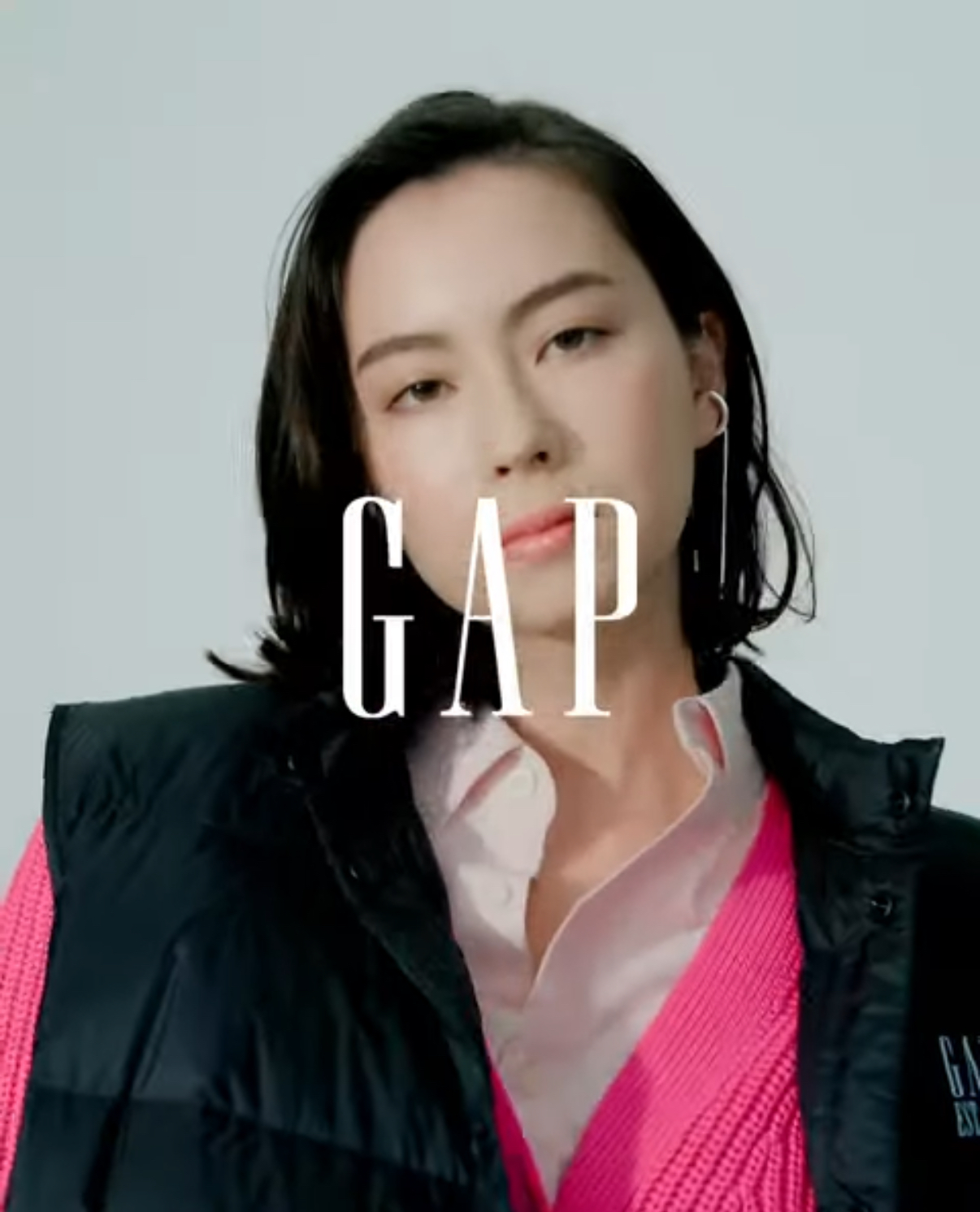 GAP FALL 22 STYLE WITH ICONS